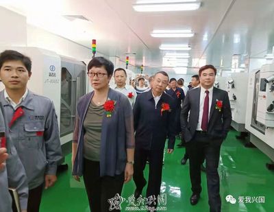 江西省满星科技有限公司在兴国经开区举行剪彩仪式
